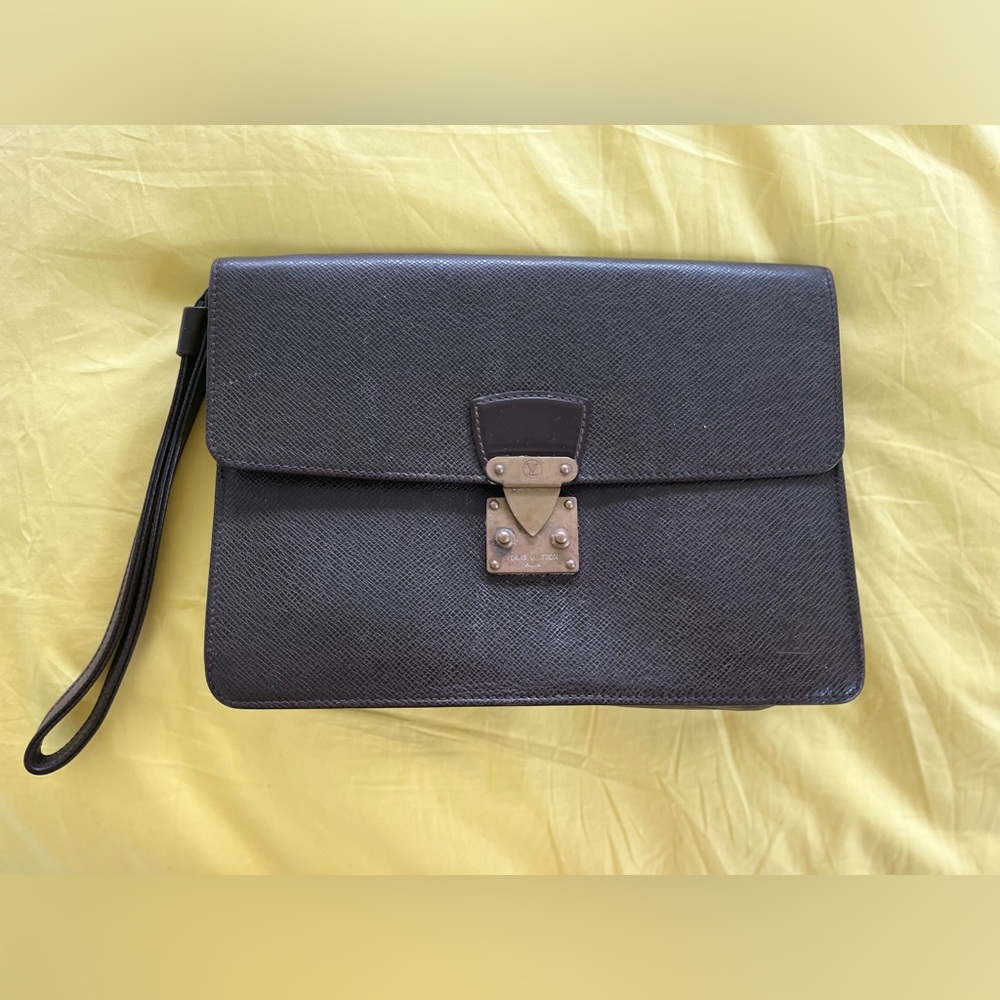 LOUIS VUITTON POUCHETTE KOURAD